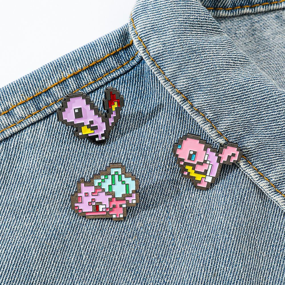 Pin de Metal Esmaltado Pokémon - Embroidery Textile avaliação e preço